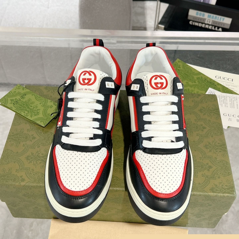 G*u*i casual shoes